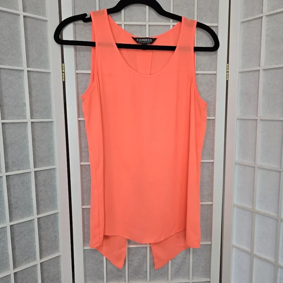 Express sheer open back top - Picture 1 of 4